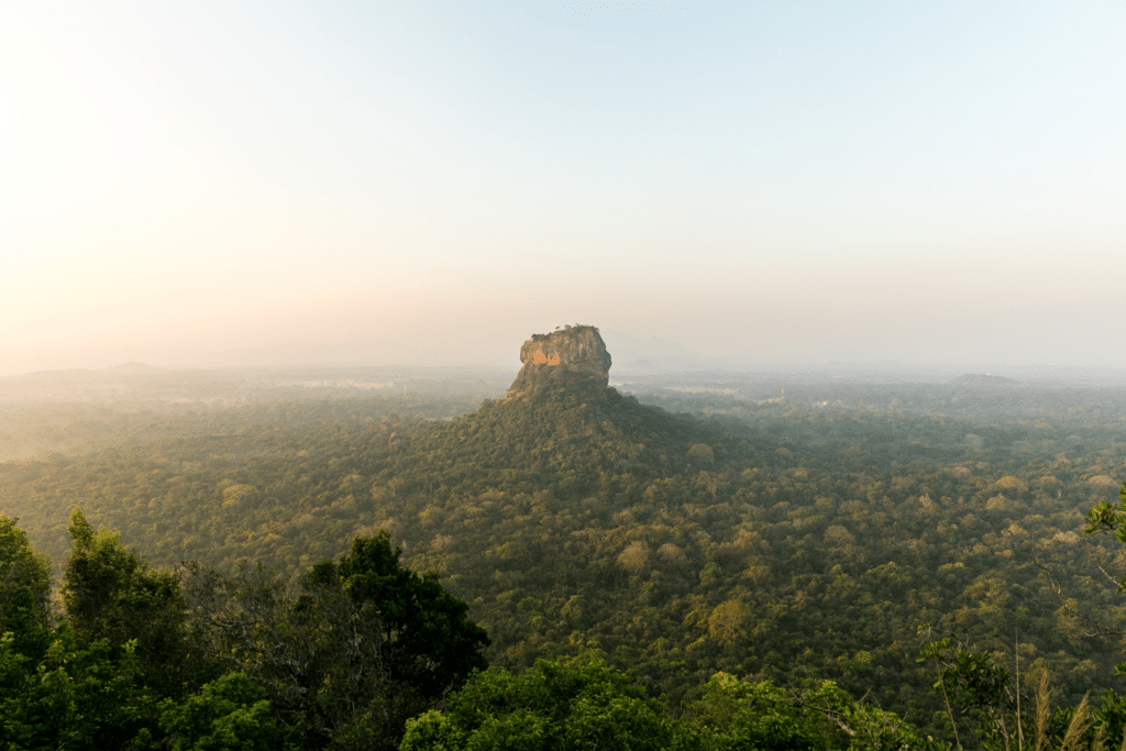 Aktiviteter i Sri Lanka - Bestigning af Sigiriya-klippen
